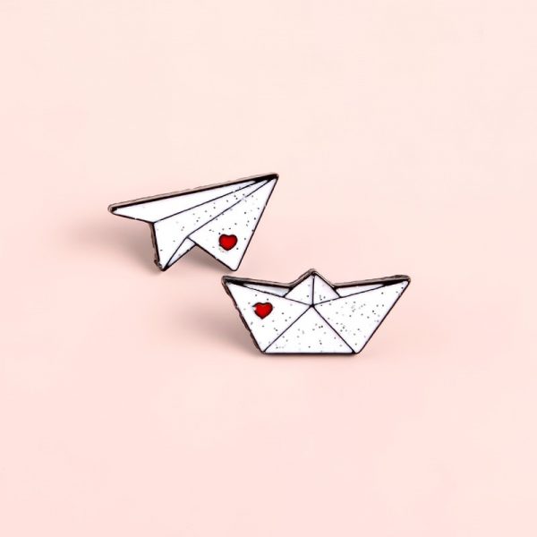 Pin's "Origami papier" - Bateau et avion